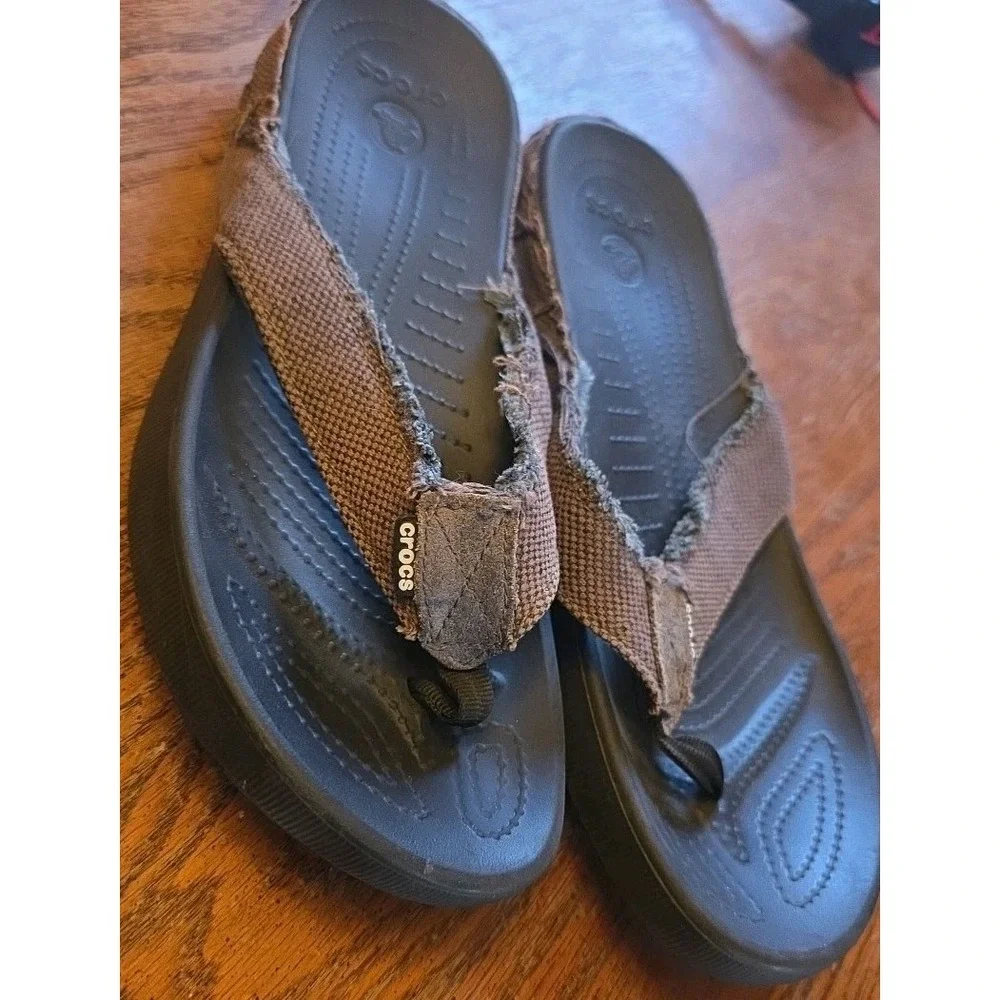 Crocs Sandals Santa Cruz Canvas‎ Flip Flops  Brown Mens Size 9 Womens 11